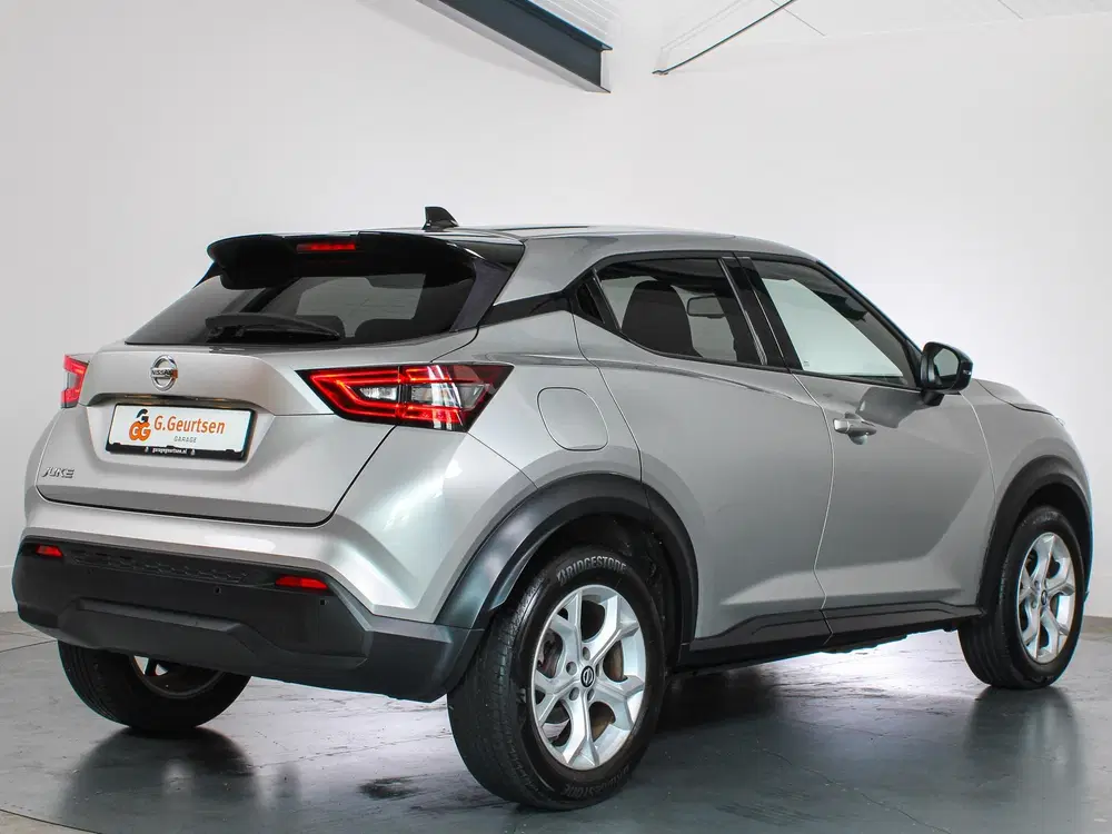 Nissan Juke 1.0 DIG-T N-Connecta Camera uit 2021, foto 2