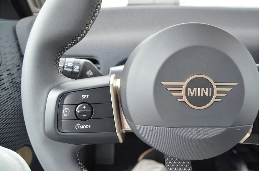 Mini Hatchback Cooper E uit 2026, foto 13