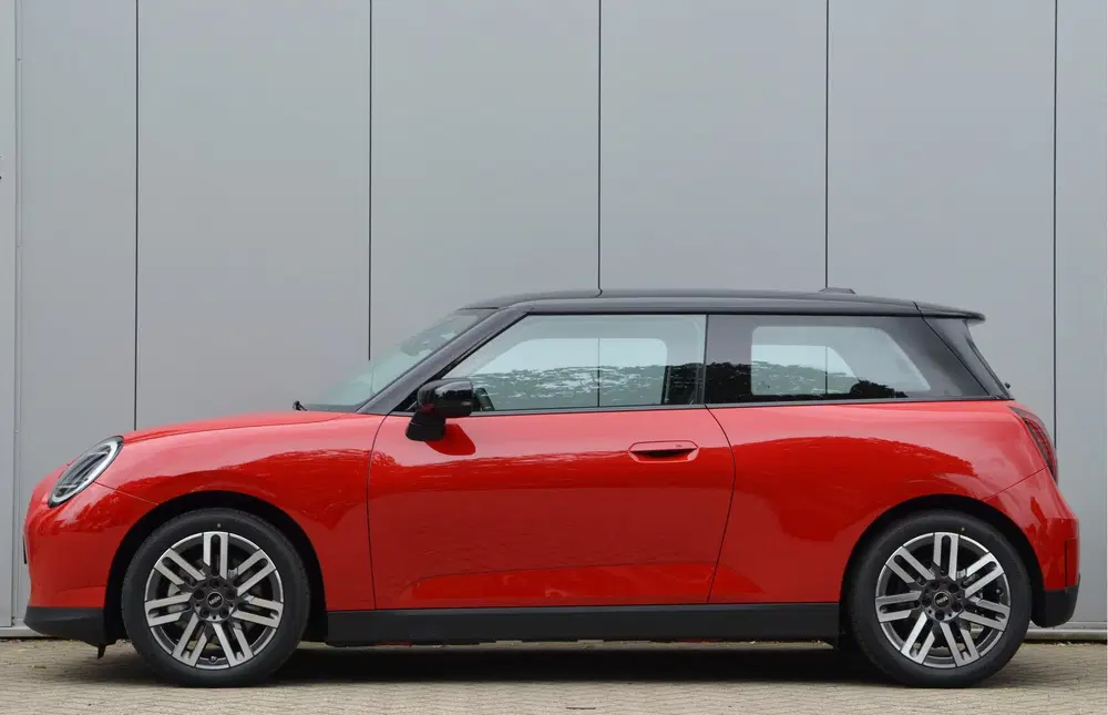 Mini Hatchback Cooper E uit 2026, foto 5