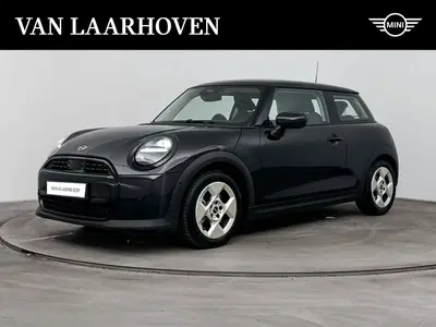 Mini Hatchback Cooper C Essential Automaat uit 2024