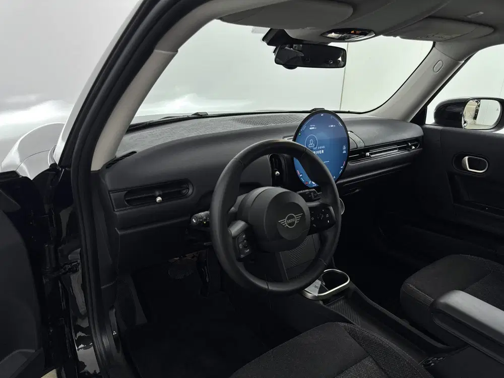 Mini Hatchback Cooper C Essential Automaat uit 2024, foto 9