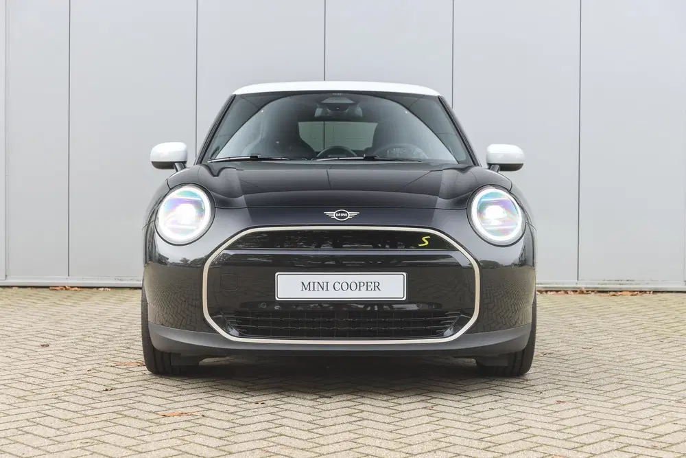 Mini Hatchback Cooper SE uit 2026, foto 6