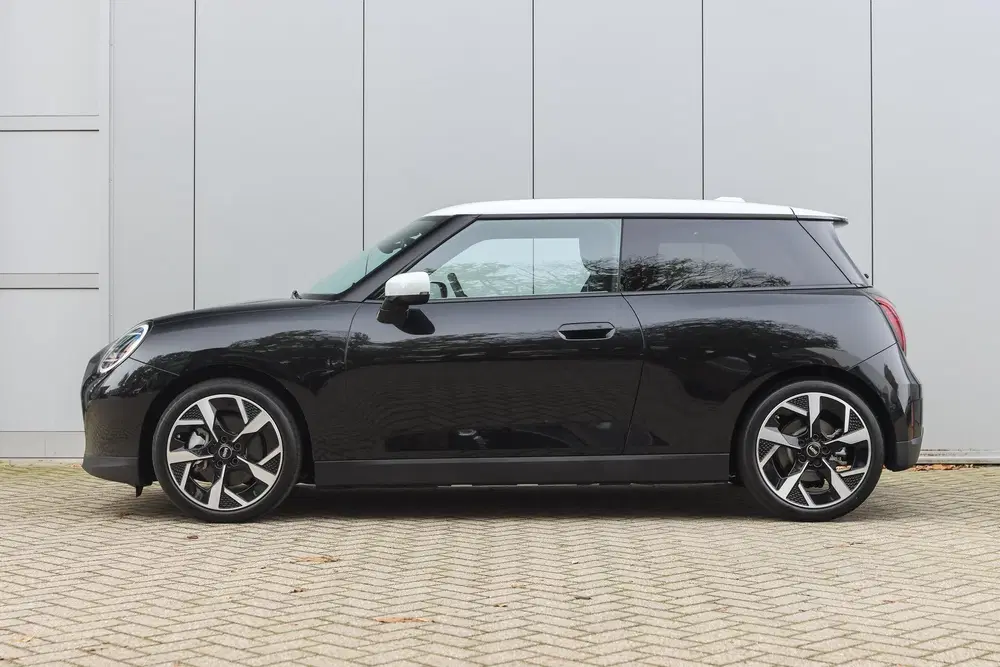 Mini Hatchback Cooper SE uit 2026, foto 8