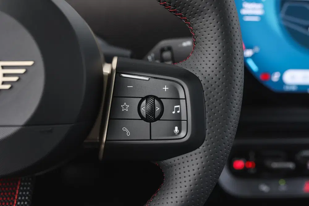 Mini Hatchback Cooper SE uit 2026, foto 13
