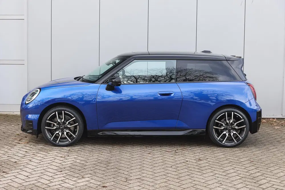 Mini Hatchback Cooper SE uit 2026, foto 7