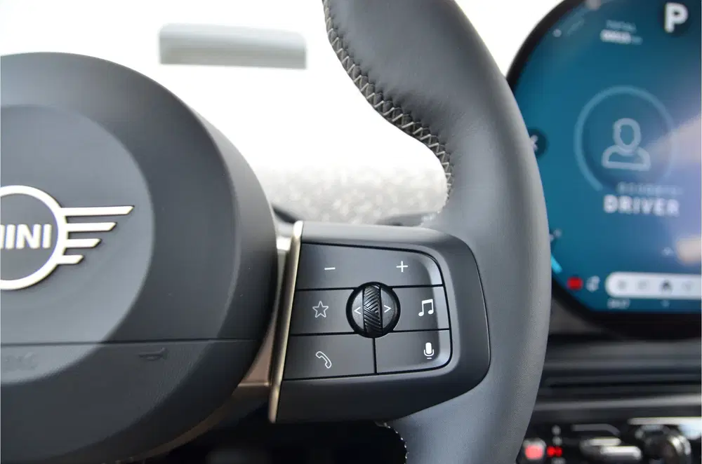 Mini Hatchback Cooper E uit 2026, foto 13