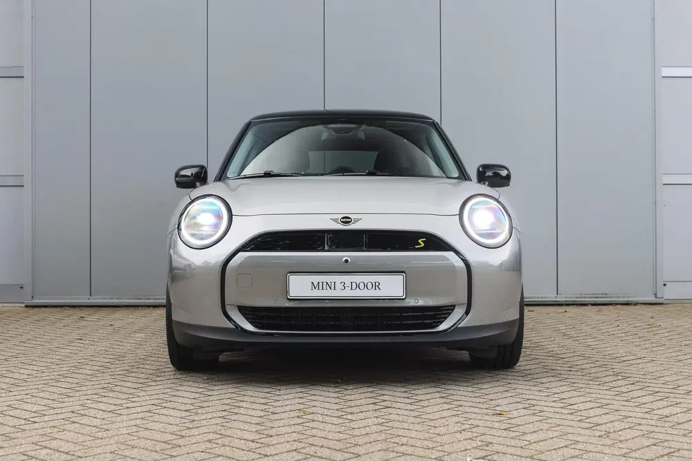 Mini Hatchback Cooper SE uit 2026, foto 5