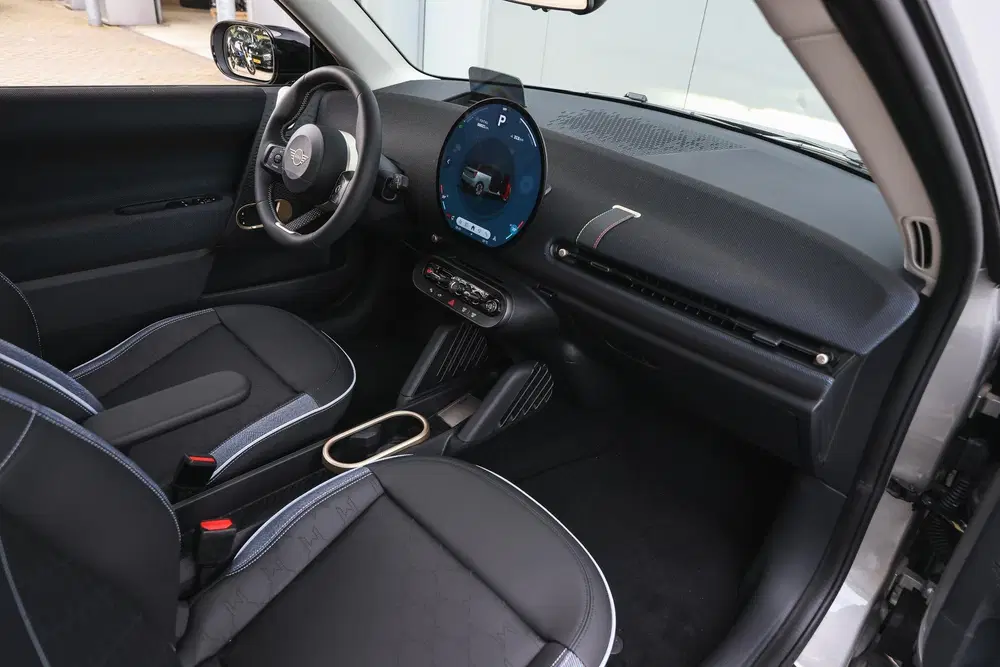 Mini Hatchback Cooper SE uit 2026, foto 9