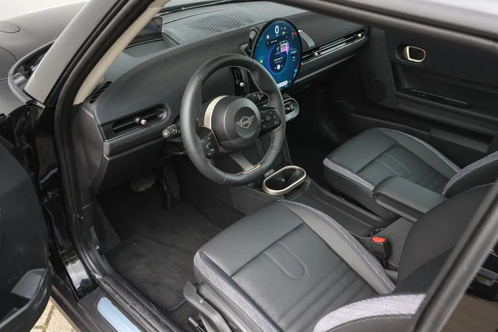 Mini Hatchback Cooper C Automaat uit 2026, foto 3