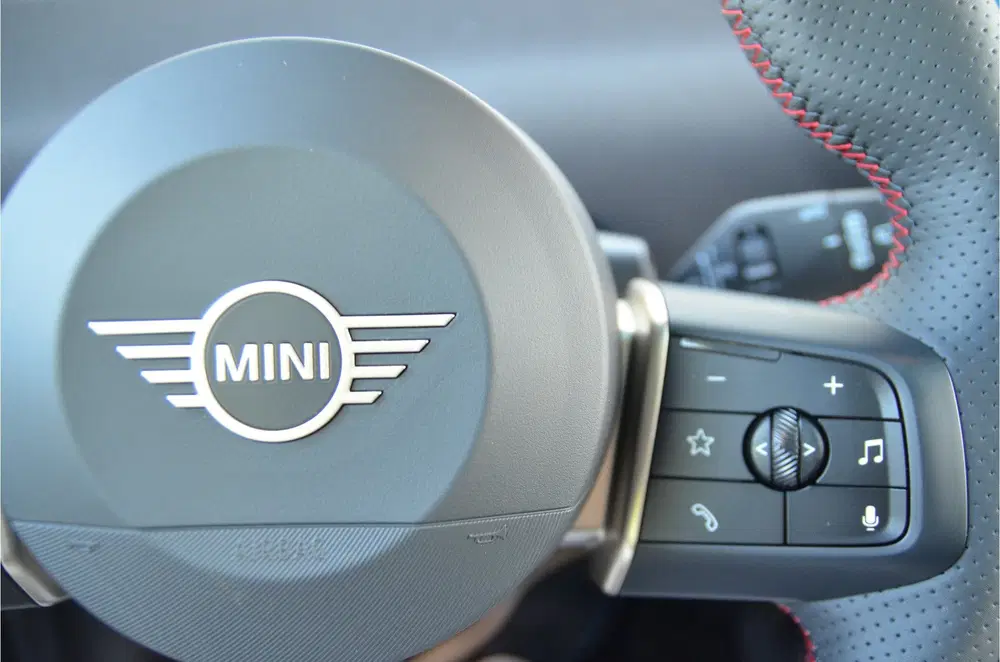 Mini Hatchback Cooper E uit 2026, foto 13