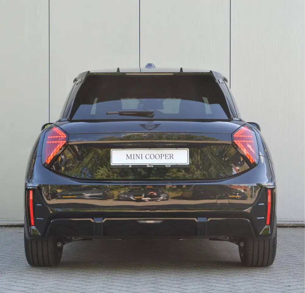 Mini Hatchback Cooper E uit 2026, foto 4