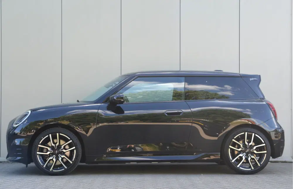 Mini Hatchback Cooper E uit 2026, foto 5