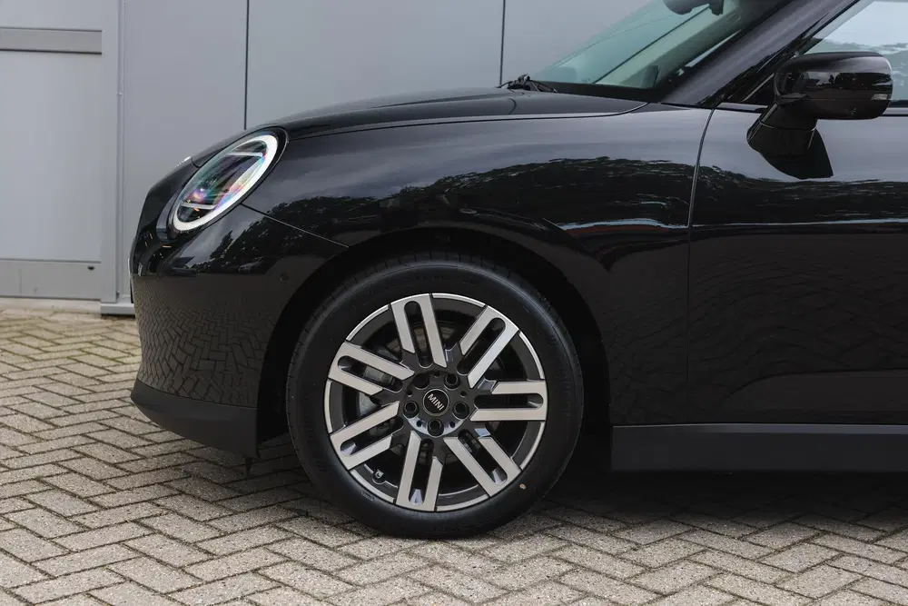 Mini Hatchback Cooper E uit 2026, foto 4