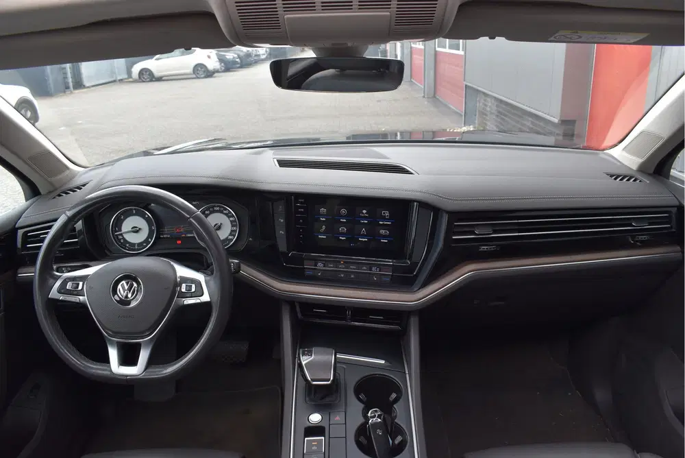 Volkswagen Touareg 3.0 TDI Atmosphere Panoramadak uit 2019, foto 3