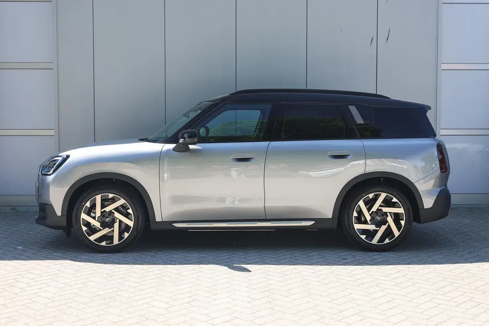 Mini Countryman Cooper S E ALL4 Automaat uit 2026, foto 8