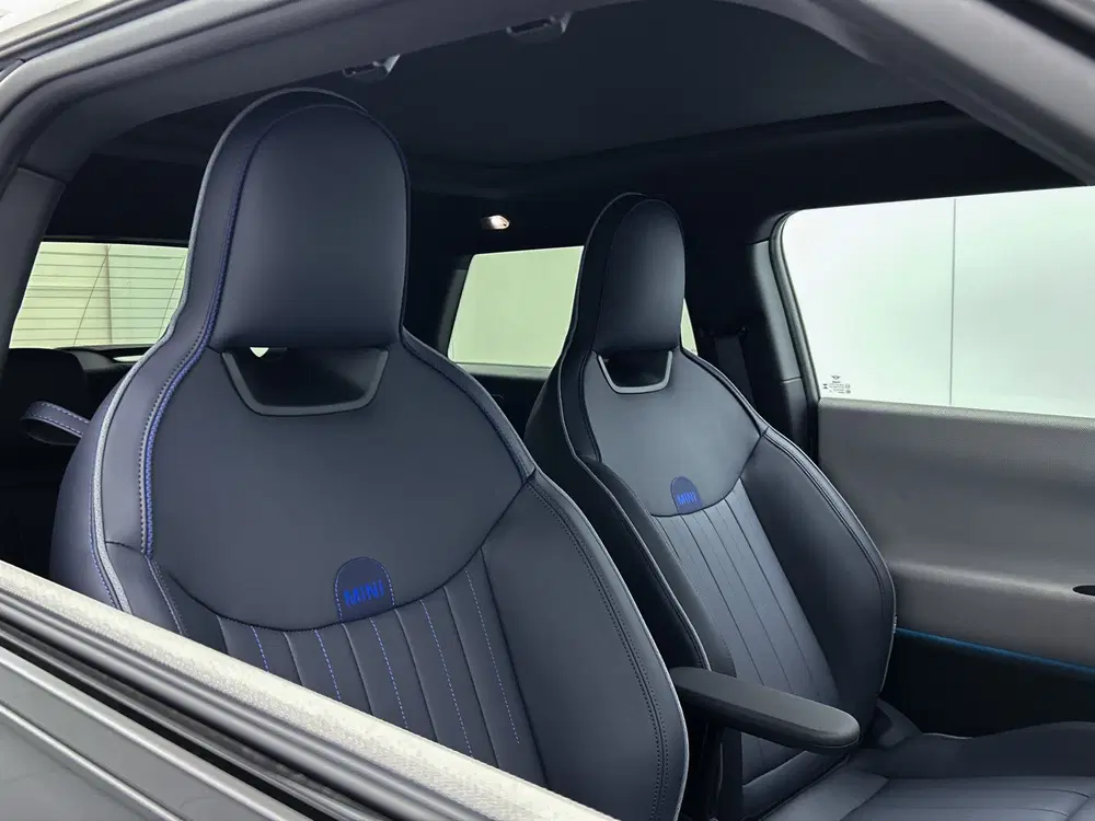 Mini Hatchback Cooper E uit 2026, foto 14