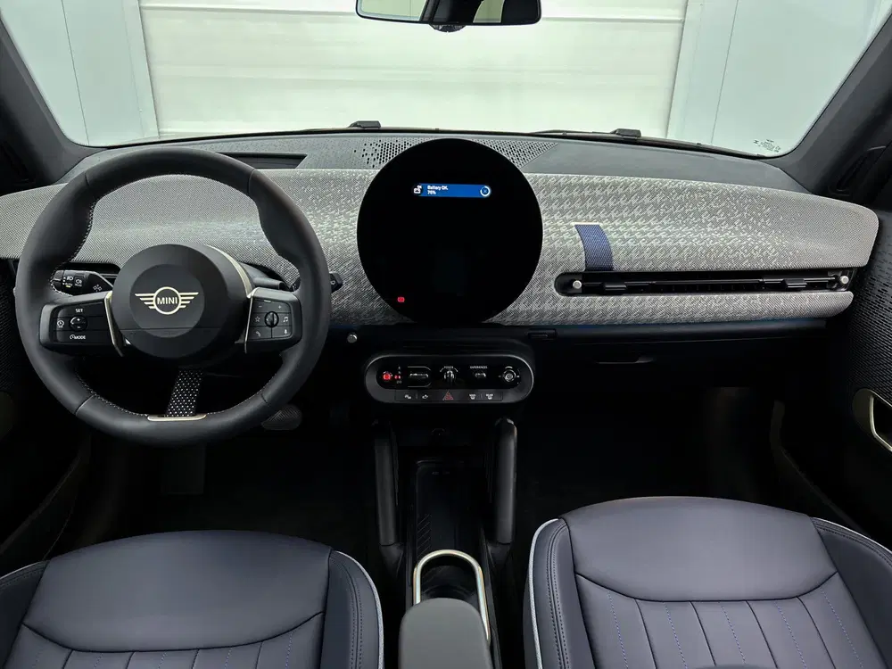 Mini Hatchback Cooper E uit 2026, foto 4