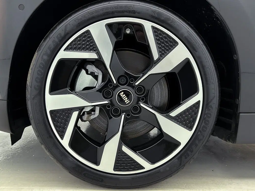 Mini Hatchback Cooper E uit 2026, foto 8