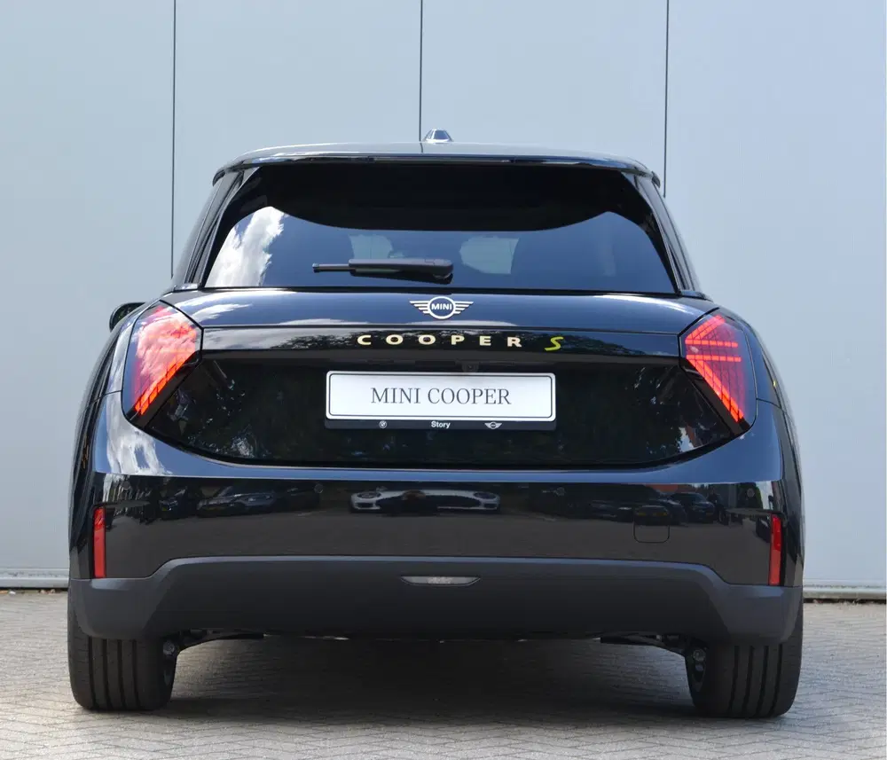 Mini Hatchback Cooper SE uit 2026, foto 4
