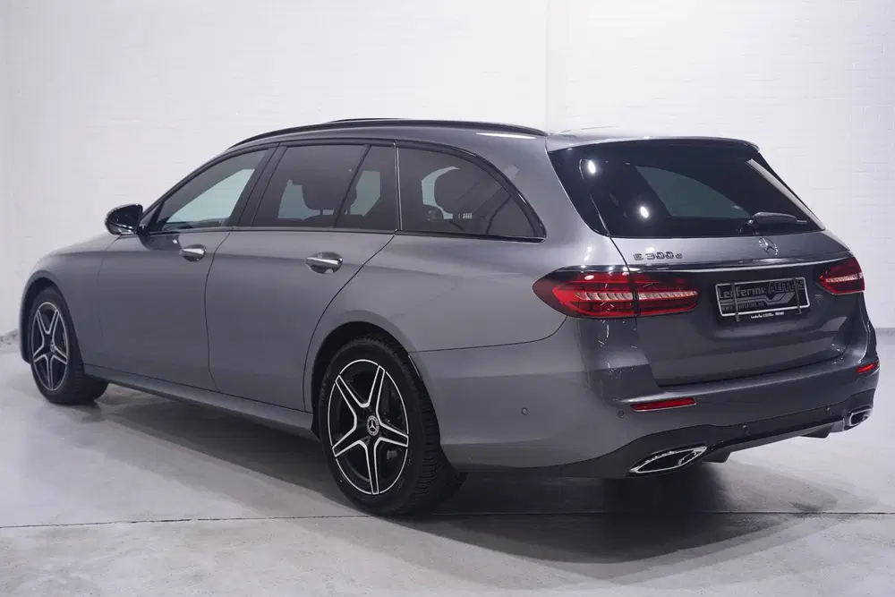 Mercedes-Benz E-Klasse 300 e AMG Line SOH 97% 1e Eig. uit 2022, foto 12