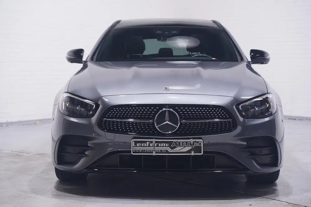 Mercedes-Benz E-Klasse 300 e AMG Line SOH 97% 1e Eig. uit 2022, foto 2