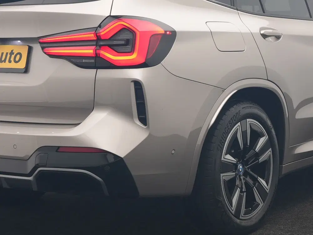 BMW iX3 M Sport 80 kWh 286pk Dealer O.H uit 2024, foto 8