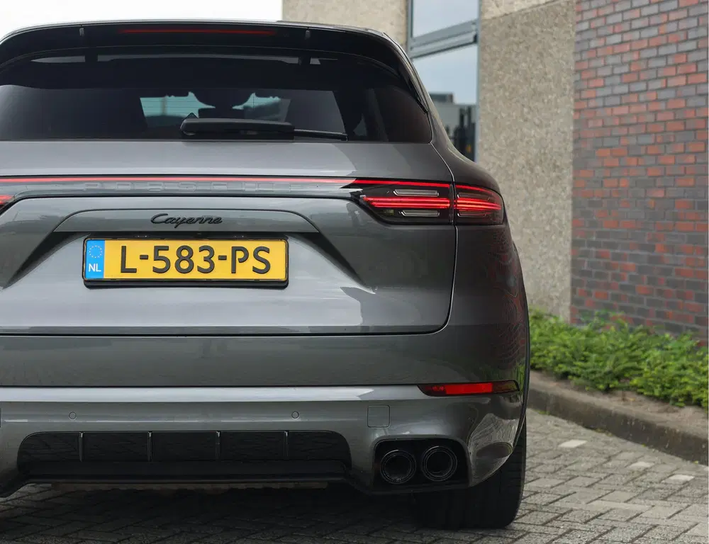 Porsche Cayenne 3.0 E-Hybrid uit 2021, foto 13