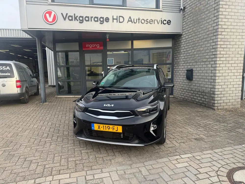 Kia Stonic 1.0 T-GDi MHEV DynamicLine (bj 2023 uit 2023