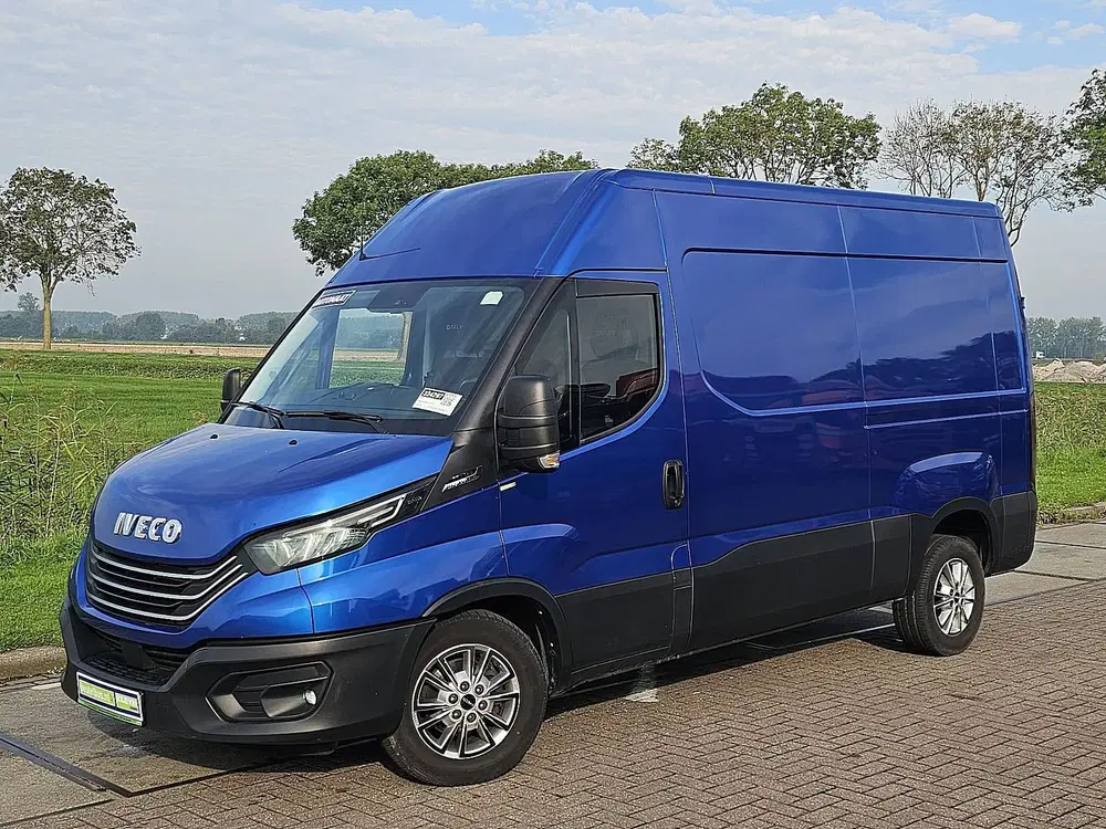 Iveco Daily 35S18 L2H2 3.0Ltr Automaat Navi 180Pk Lm-V uit 2022, foto 2