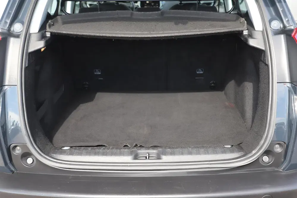Peugeot 2008 1.2 PureTech Active Trekhaak Radio Bluetoo uit 2019, foto 9