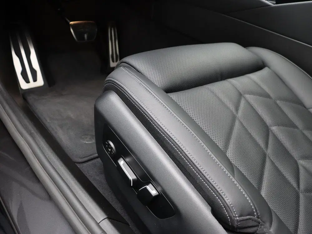 BMW i5 M60 xDrive Innovation Pack uit 2024, foto 13