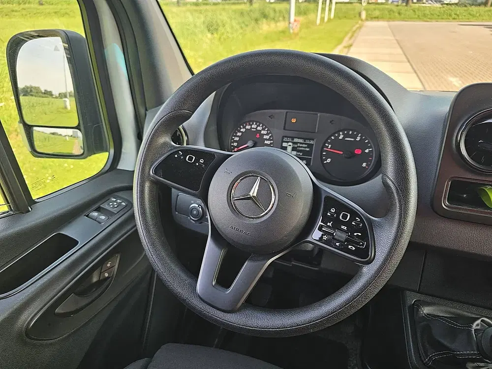 Mercedes-Benz Sprinter 311 tourer 9-persoons uit 2021, foto 10