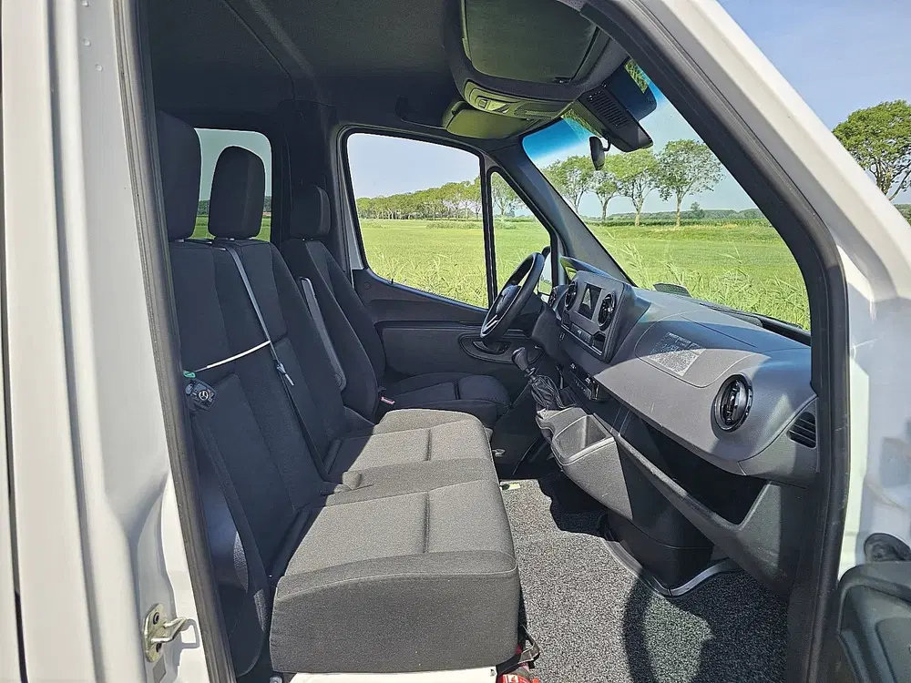 Mercedes-Benz Sprinter 311 tourer 9-persoons uit 2021, foto 7