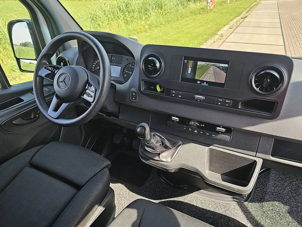Mercedes-Benz Sprinter 311 tourer 9-persoons uit 2021, foto 8