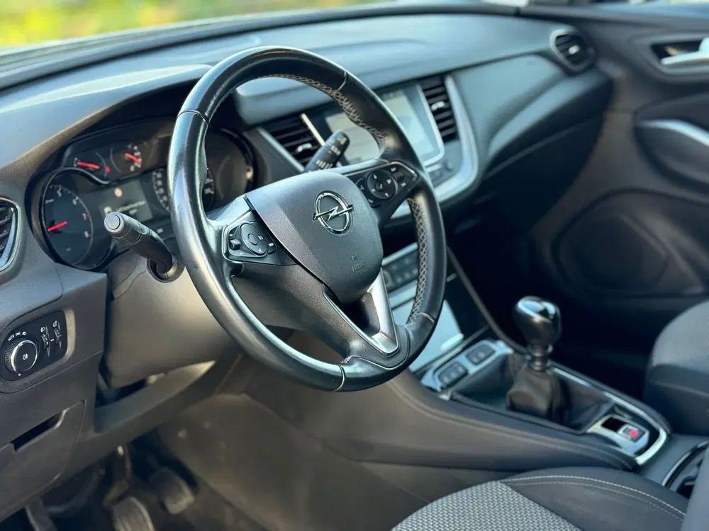 Opel Grandland 1.2 Turbo Business Edition uit 2021, foto 6