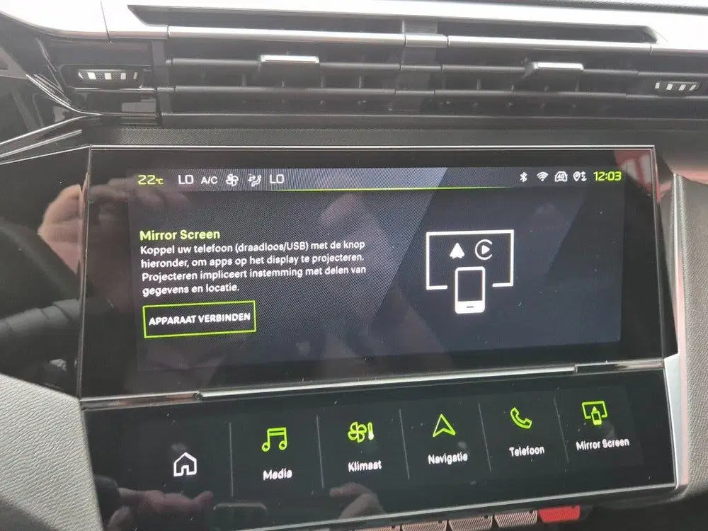 Peugeot 408 1.2 HYBRID 145e AUT. GT LED NAVI CARPLAY C uit 2024, foto 10