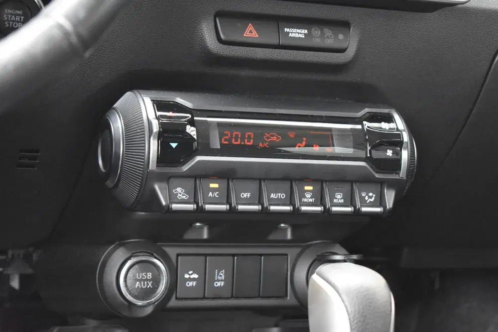 Suzuki Ignis 1.2 Smart Hybrid Style LED uit 2022, foto 13
