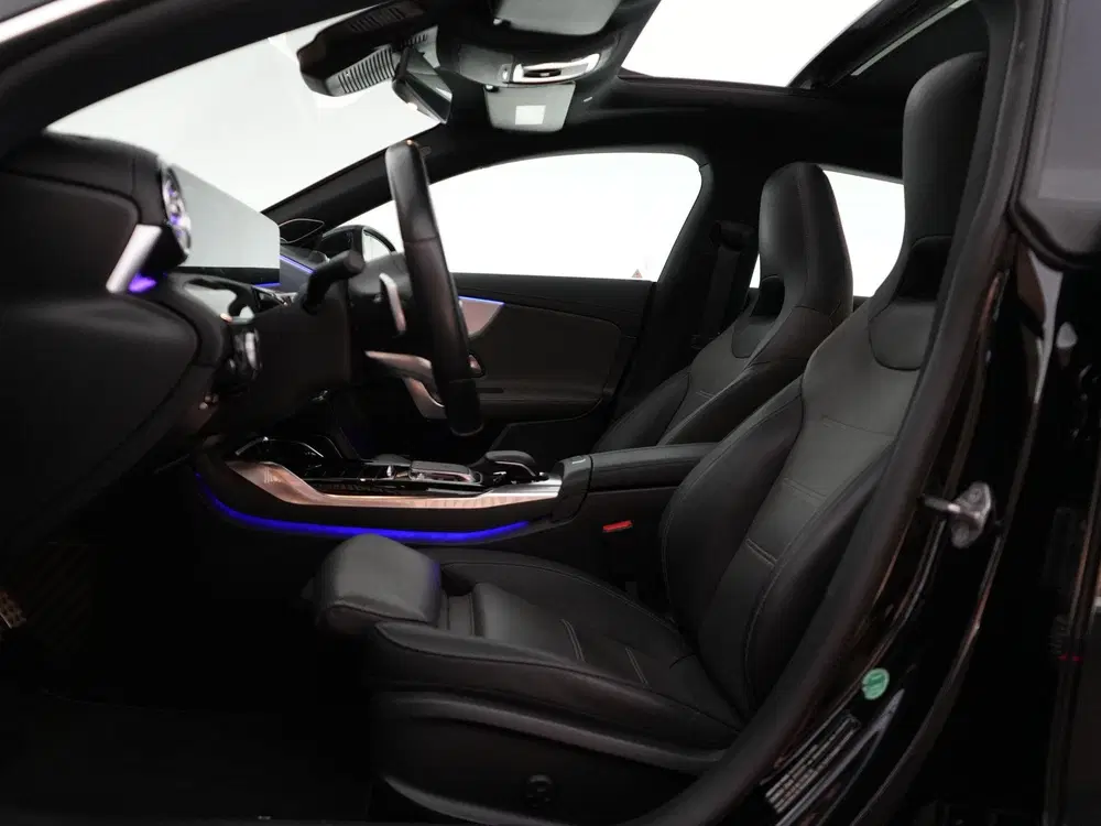 Mercedes-Benz CLA Shooting Brake 306pk 4MATIC uit 2020, foto 10