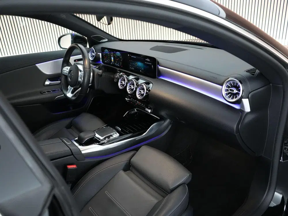 Mercedes-Benz CLA Shooting Brake 306pk 4MATIC uit 2020, foto 3
