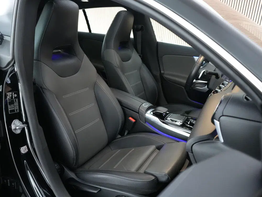 Mercedes-Benz CLA Shooting Brake 306pk 4MATIC uit 2020, foto 6