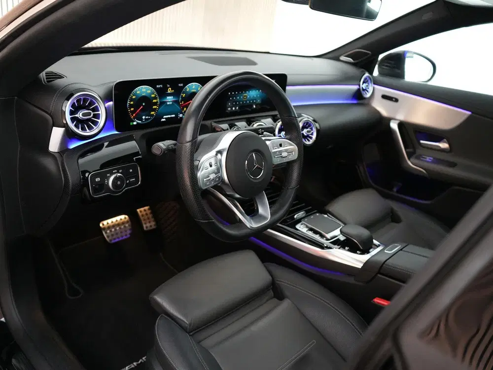 Mercedes-Benz CLA Shooting Brake 306pk 4MATIC uit 2020, foto 9