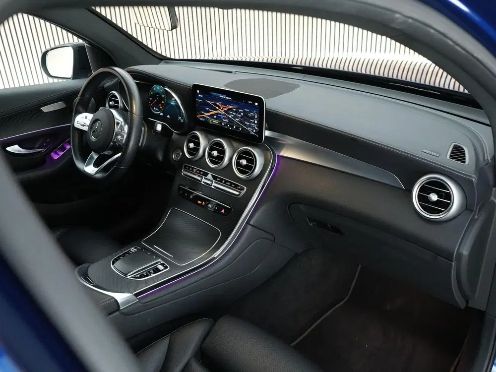 Mercedes-Benz GLC GLC-klasse Coupé 300e 319pk 4MATIC AMG-Lin uit 2021, foto 3