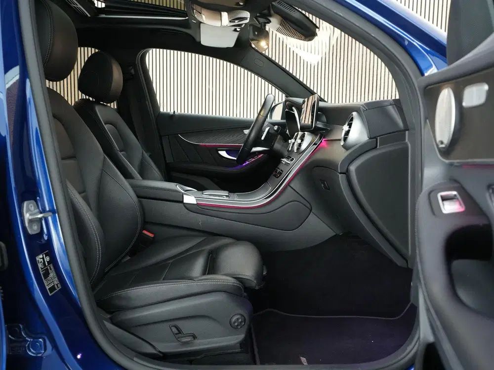 Mercedes-Benz GLC GLC-klasse Coupé 300e 319pk 4MATIC AMG-Lin uit 2021, foto 4