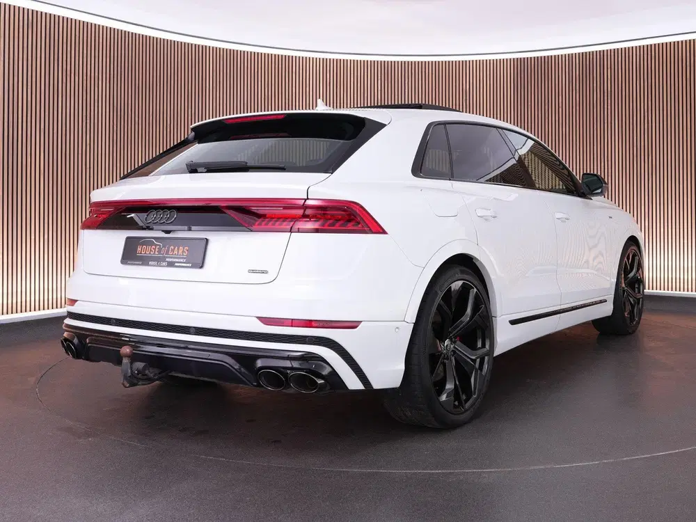 Audi Q8 TFSI e 462pk quattro Pro Line S Competitio uit 2021, foto 2