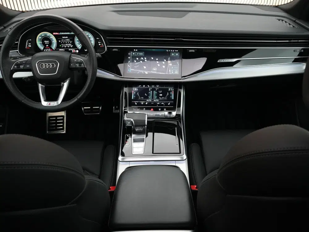 Audi Q8 TFSI e 462pk quattro Pro Line S Competitio uit 2021, foto 8