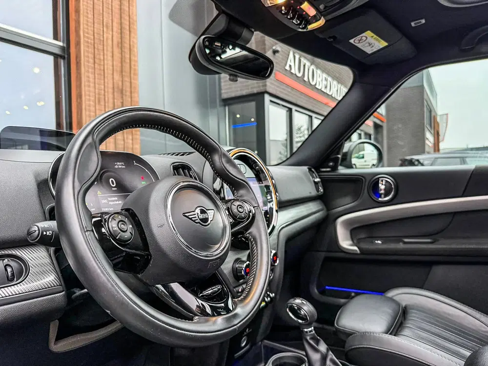 Mini Countryman 1.5 Cooper S E ALL4 Yours Edition Sage Gre uit 2020, foto 10