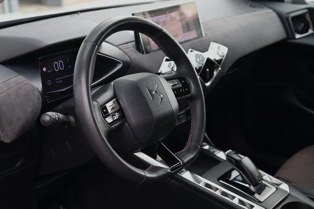 DS Automobiles DS 3 DS 3 1.2 PureTech Performance Line Led Vis uit 2023, foto 15