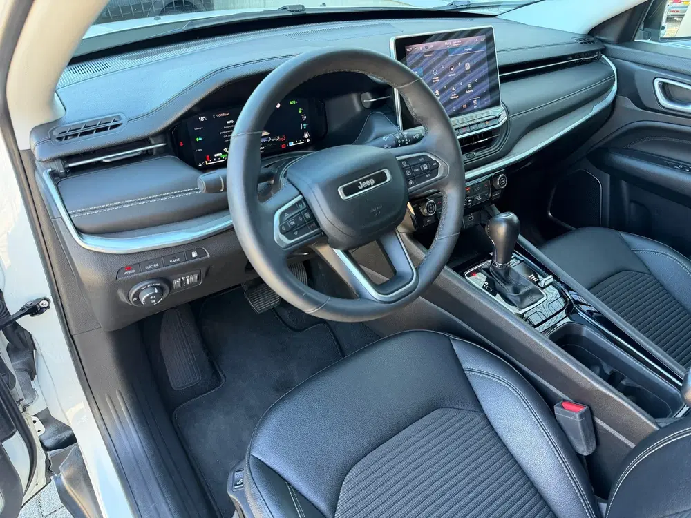 Jeep Compass 4xe AWD Plug-in Hybrid Electric Night Eagl uit 2023, foto 14