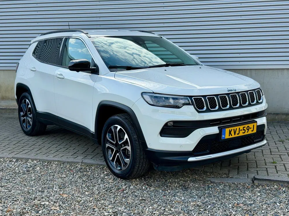 Jeep Compass 4xe AWD Plug-in Hybrid Electric Night Eagl uit 2023, foto 4