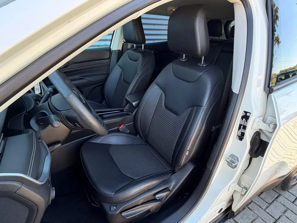 Jeep Compass 4xe AWD Plug-in Hybrid Electric Night Eagl uit 2023, foto 8